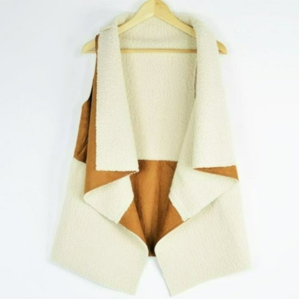NWT Ellie & Kate Contrast Sherpa / Suede Open Front Relaxed fit Vest - Picture 4 of 5